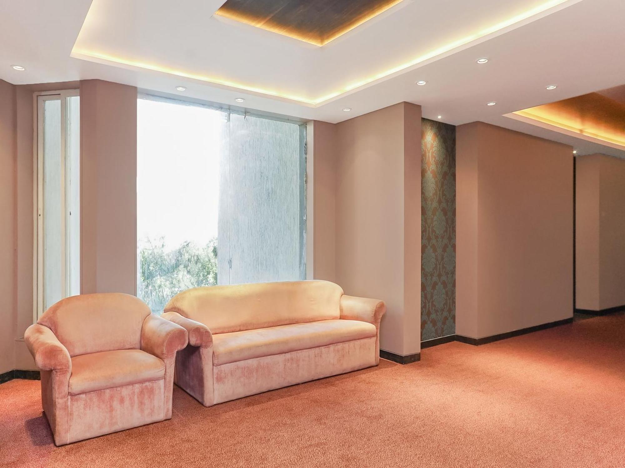 Treebo Niraali Executive, Hinjewadi Hotel Pimpri-Chinchwad Exterior photo