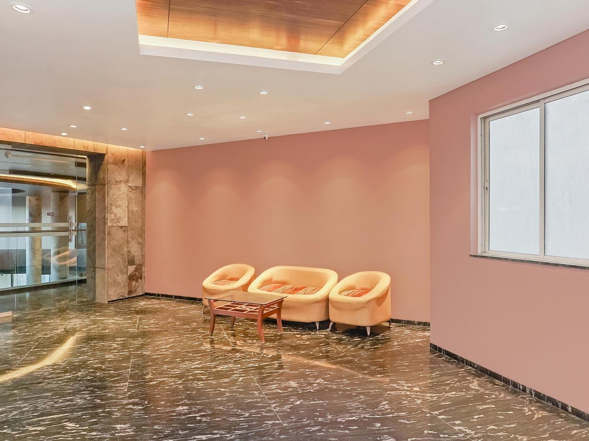 Treebo Niraali Executive, Hinjewadi Hotel Pimpri-Chinchwad Exterior photo