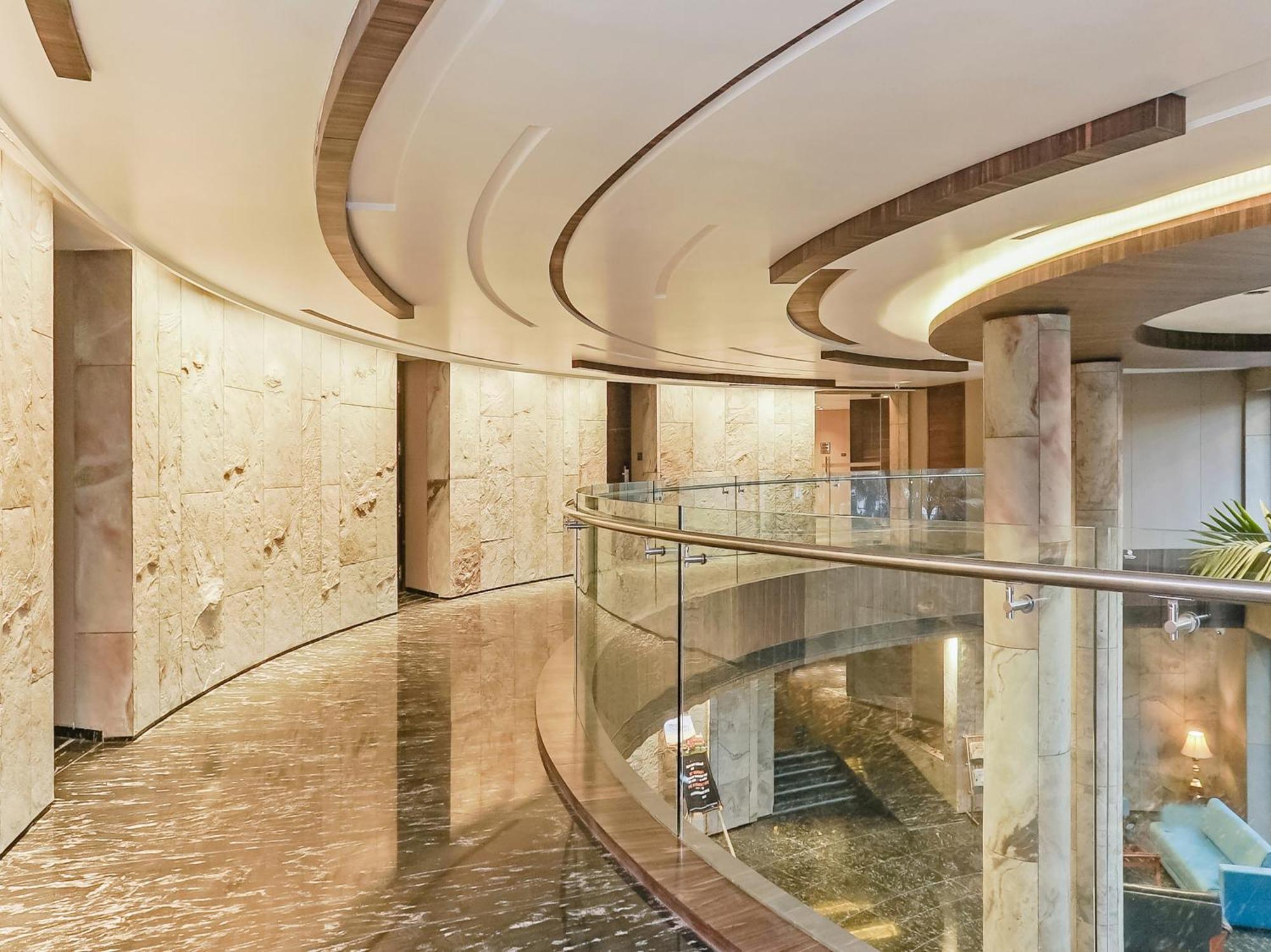 Treebo Niraali Executive, Hinjewadi Hotel Pimpri-Chinchwad Exterior photo
